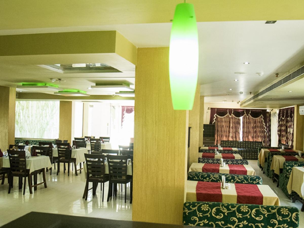 Hotel Sunshine Baharampur Exterior foto